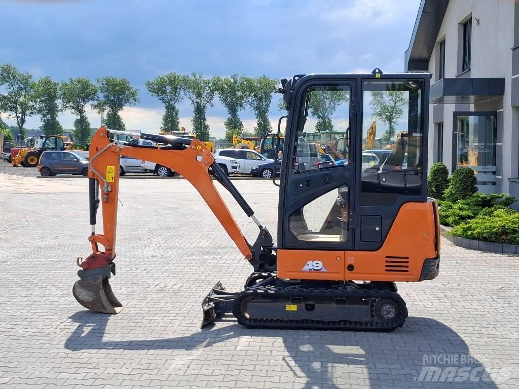 Hitachi ZX 19-6 Мини-экскаваторы