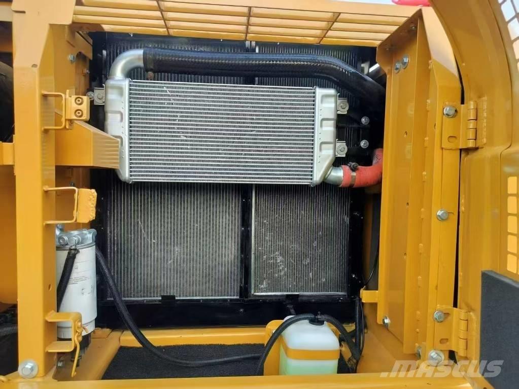 CAT 320D2L Гусеничные экскаваторы