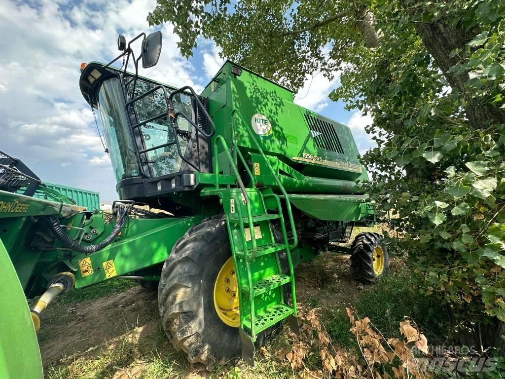 John Deere 1550 CWS Зерноуборочные комбайны