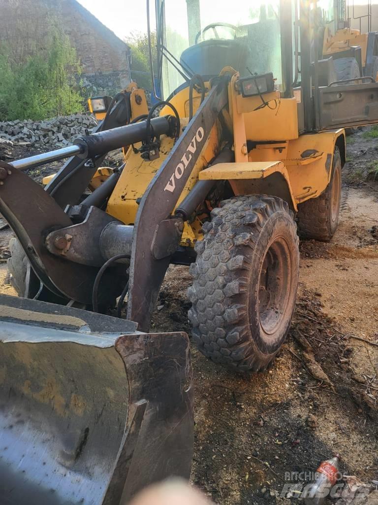 Volvo L 30 B Фронтальные погрузчики