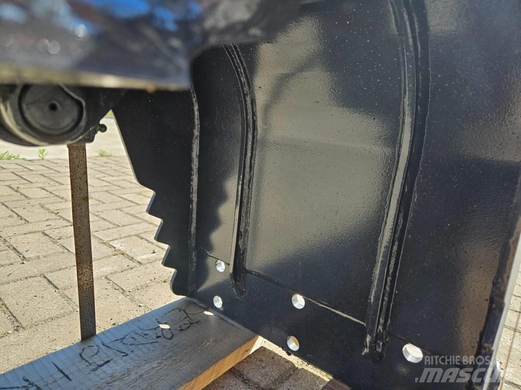 Mustang GRP150CH Грейферы