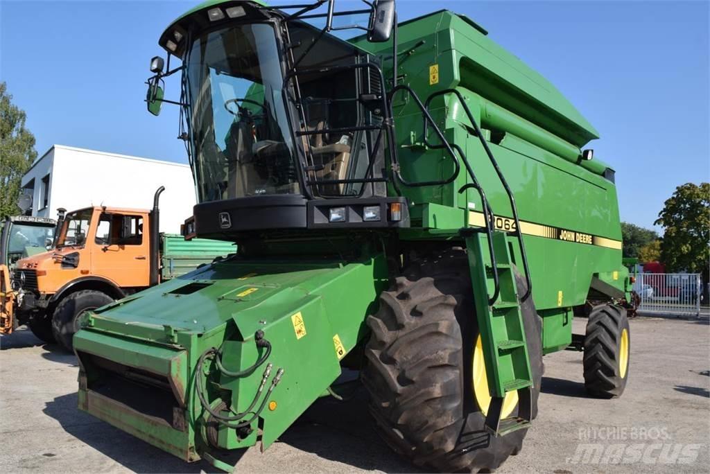 John Deere 2064 Зерноуборочные комбайны