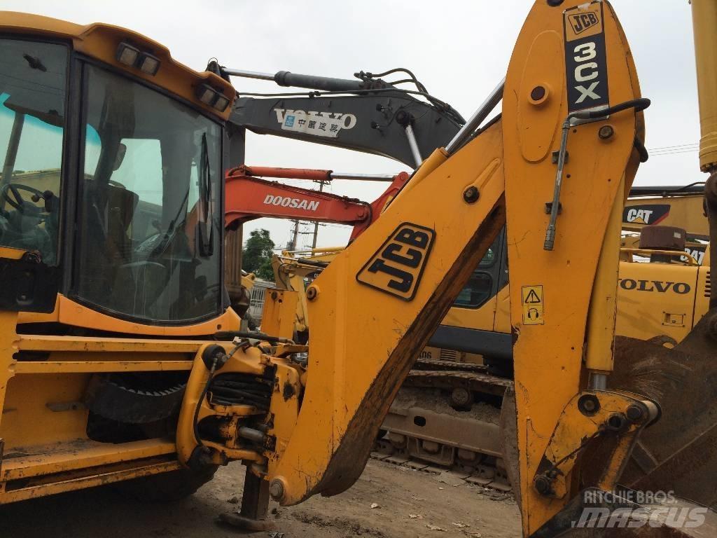 JCB 3cx Экскаваторы-погрузчики