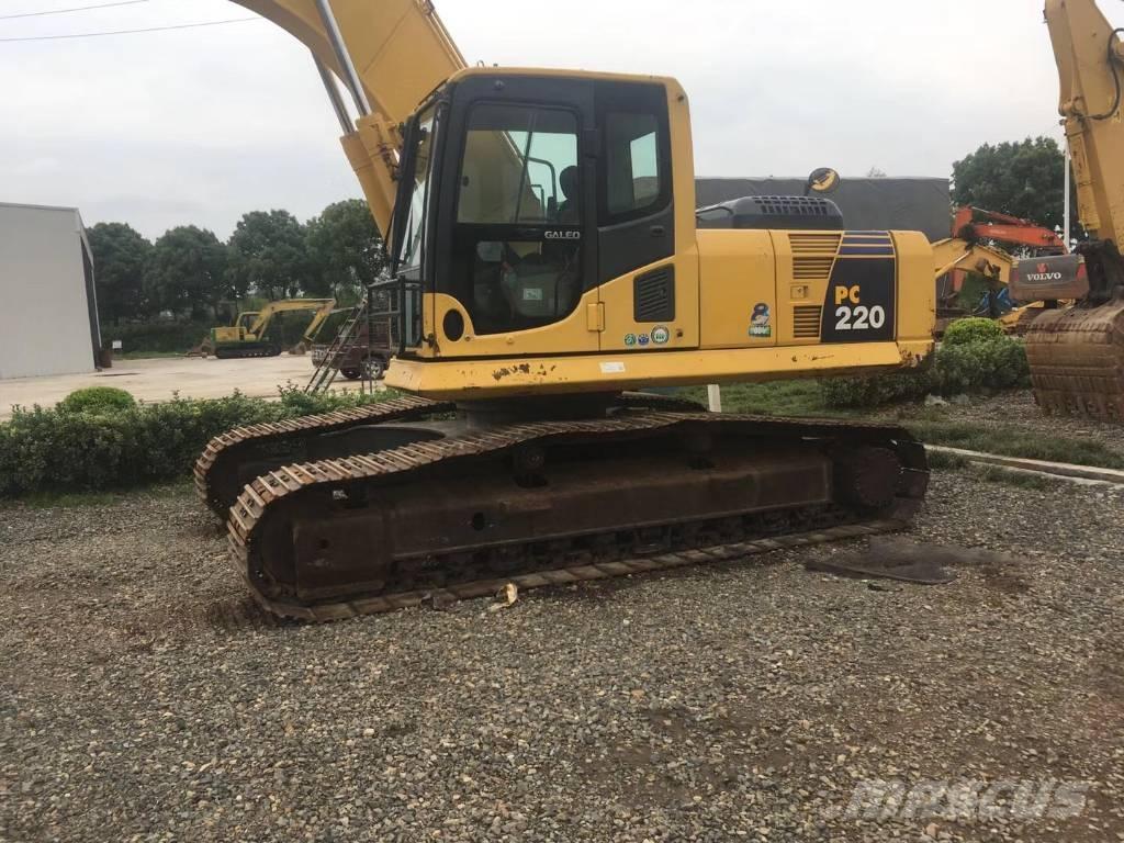 Komatsu PC 220-8 Гусеничные экскаваторы