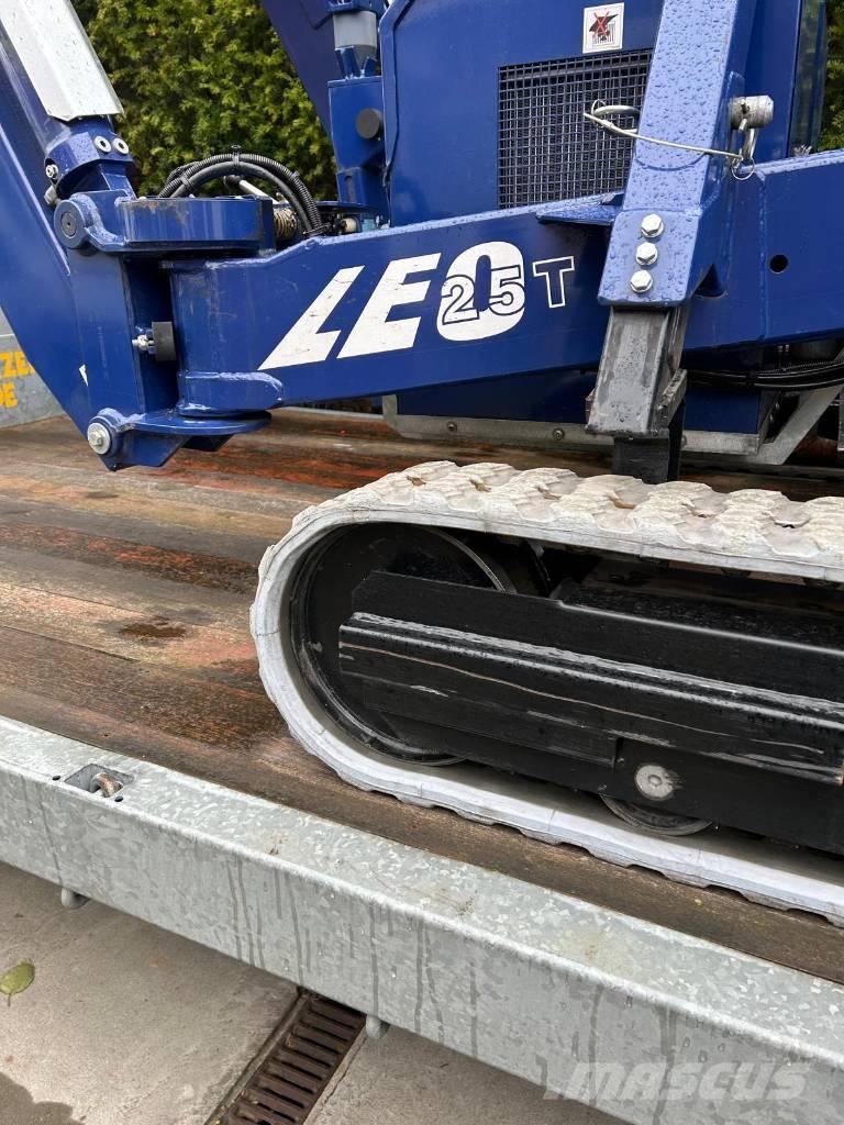 Teupen Leo 25T Телескопические подъемники