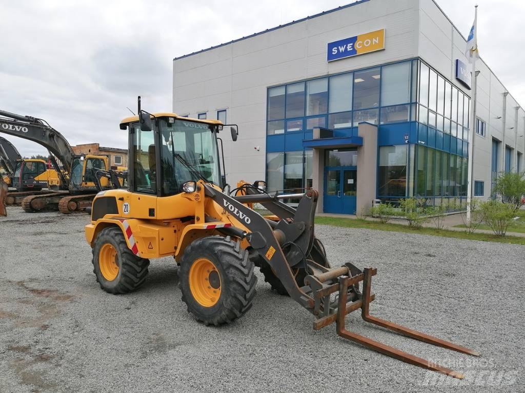 Volvo L 35 G Фронтальные погрузчики