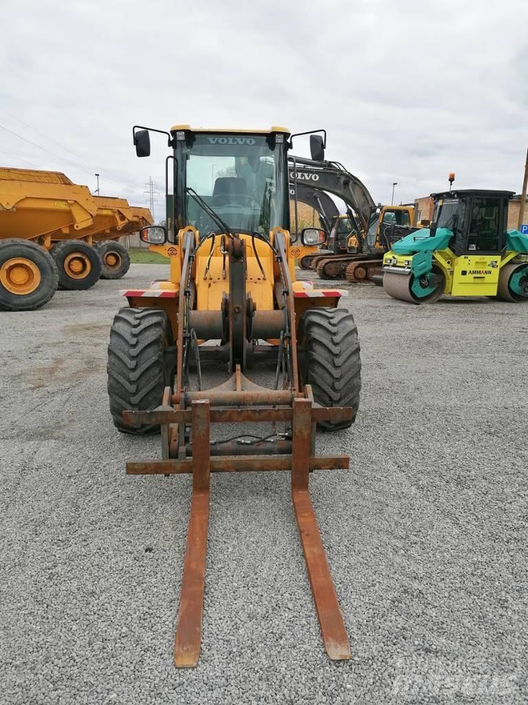 Volvo L 35 G Фронтальные погрузчики