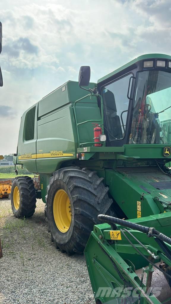 John Deere 9580 WTS Зерноуборочные комбайны