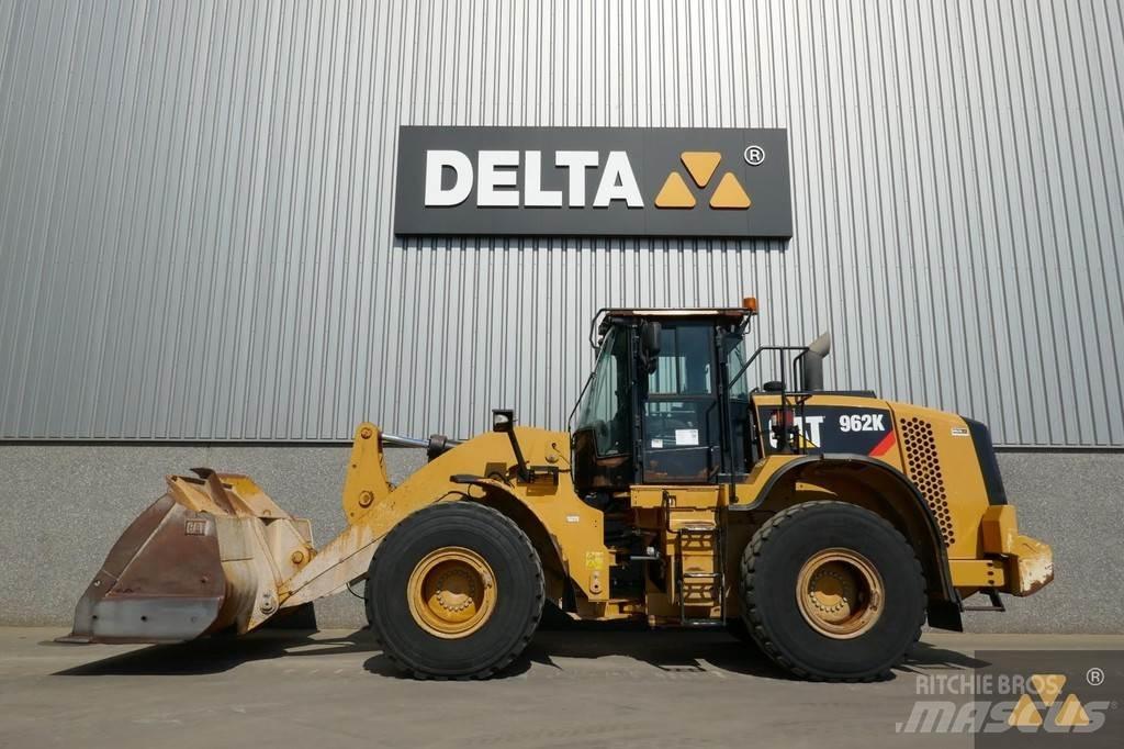 CAT 962K Фронтальные погрузчики