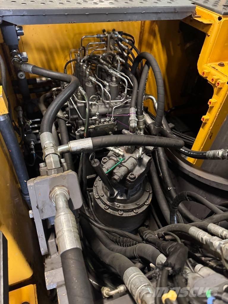 Volvo EC 220 E Гусеничные экскаваторы