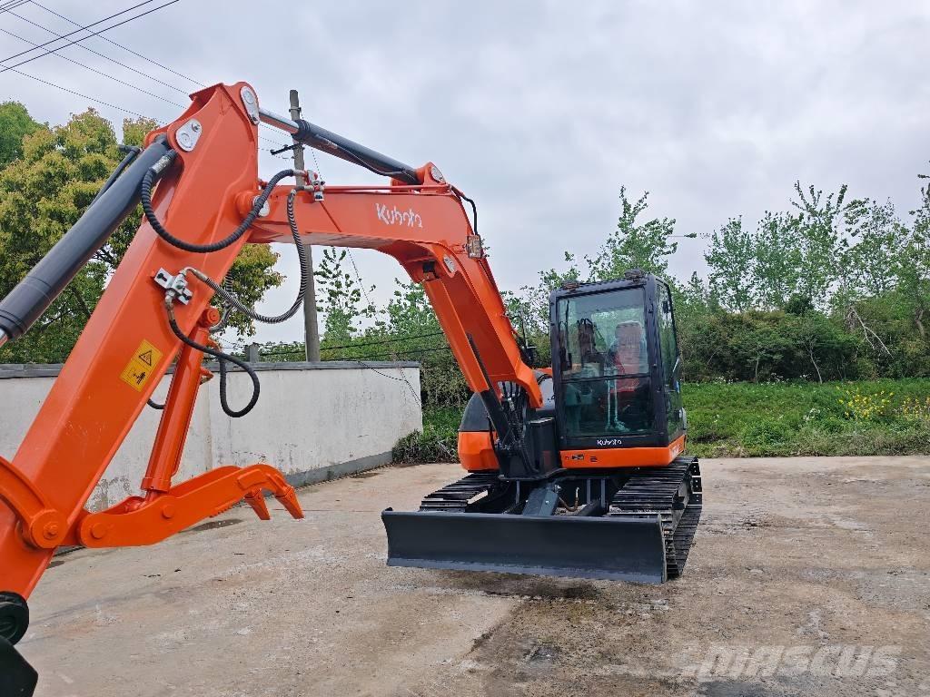 Kubota KX 80-4 Малые экскаваторы 7т-12т