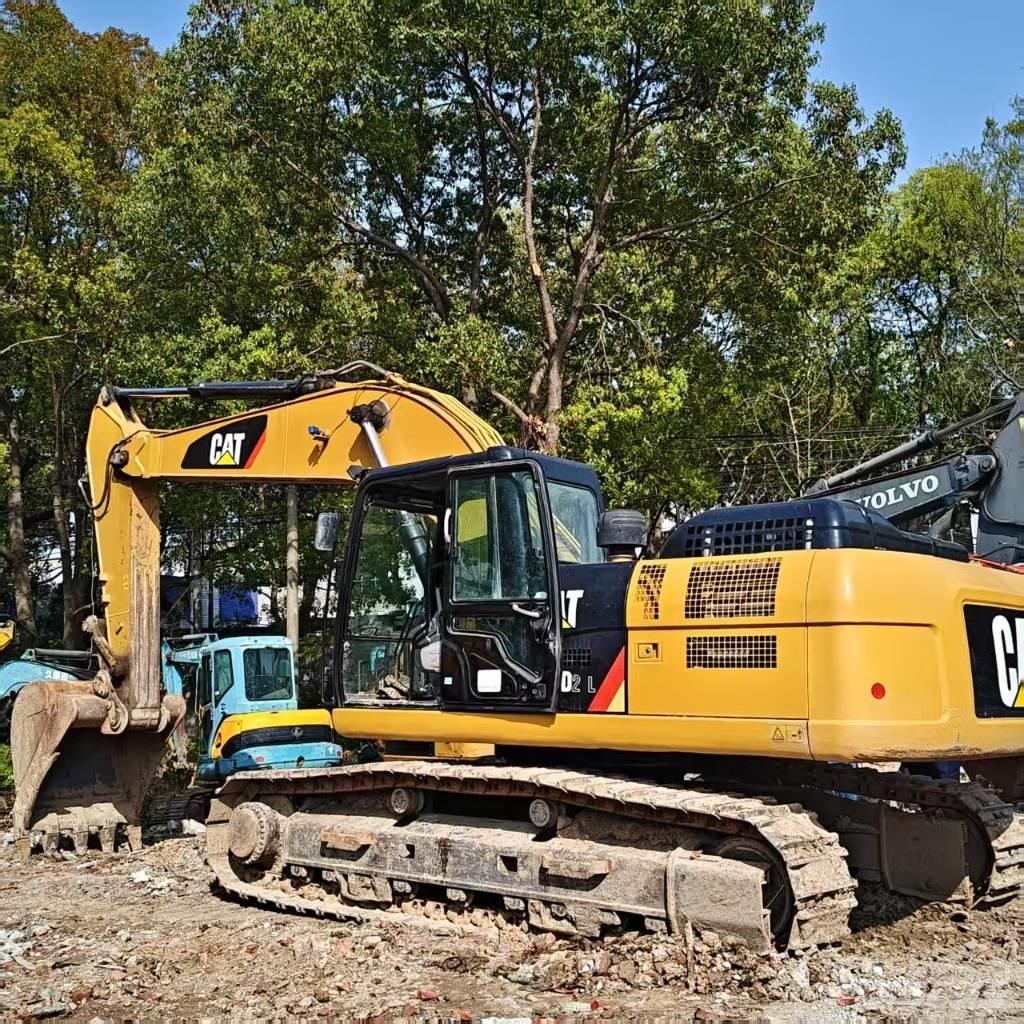 CAT 330 D Гусеничные экскаваторы