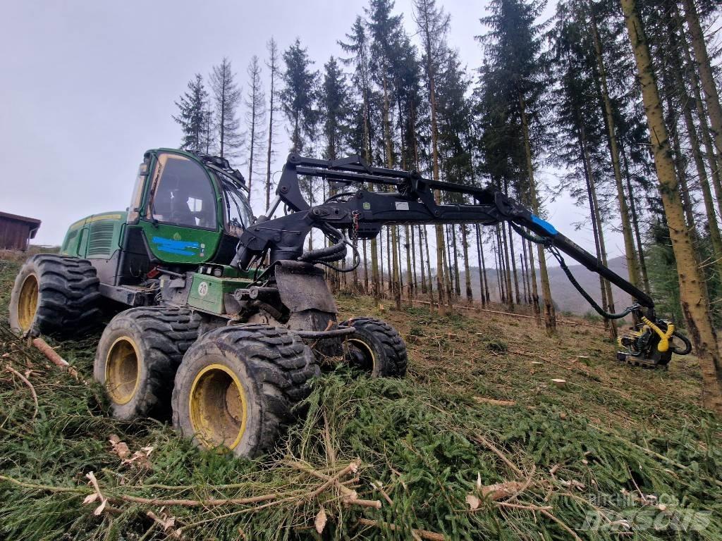 John Deere 1270 E Харвестеры