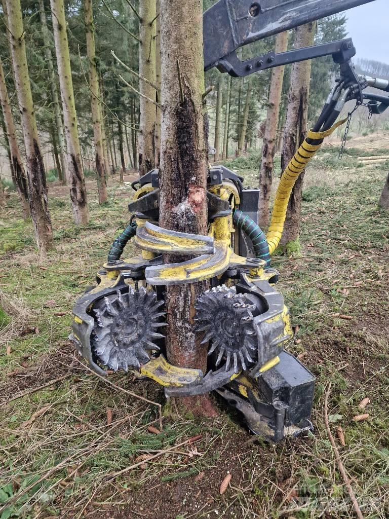 John Deere 1270 E Харвестеры