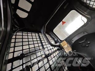 Bobcat S550 Фронтальные погрузчики
