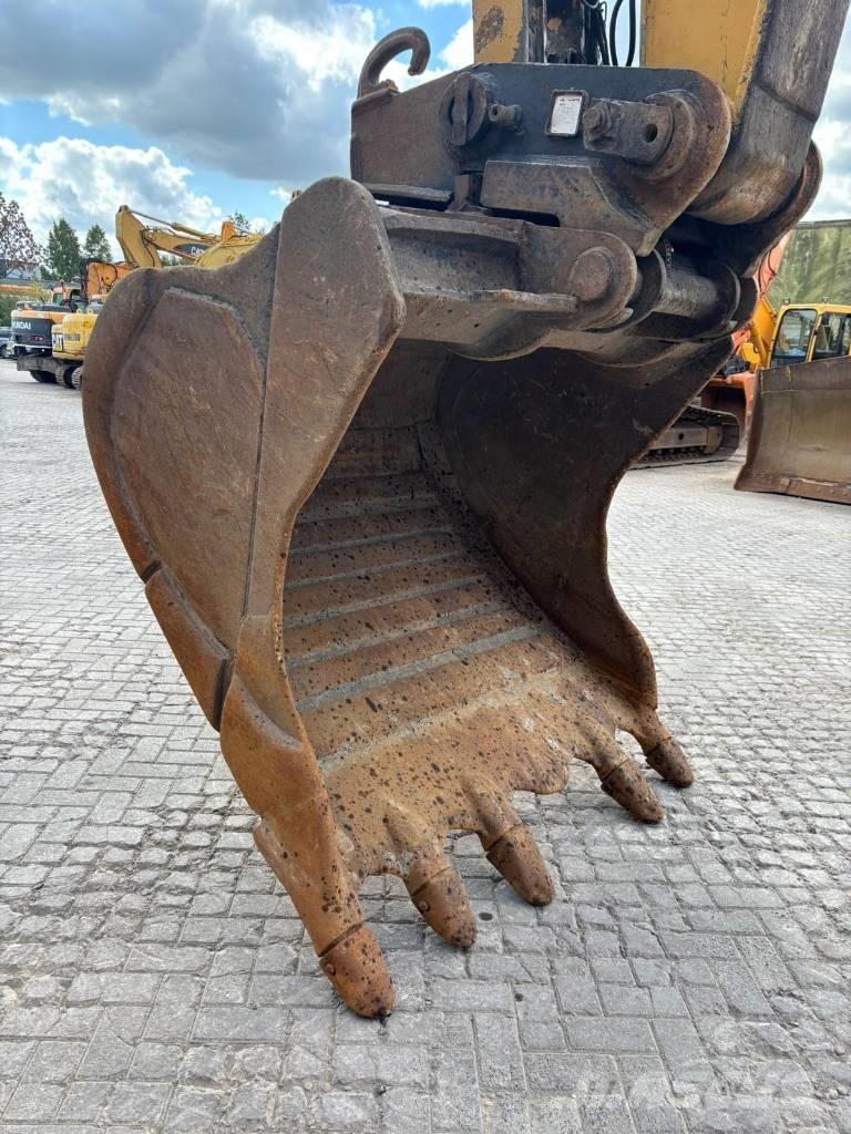 CAT 330 B L Гусеничные экскаваторы