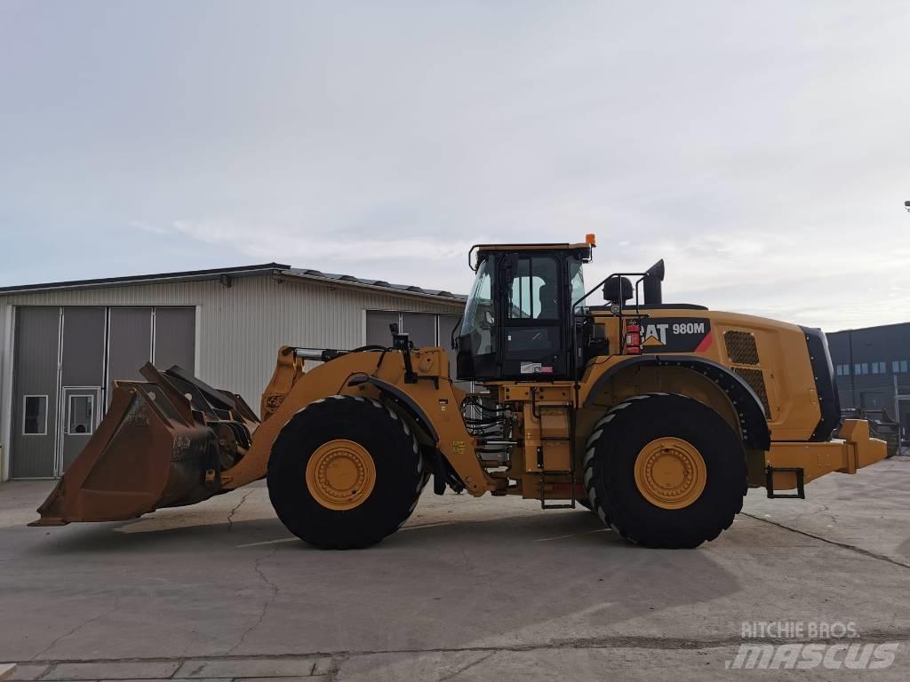 CAT 980M Фронтальные погрузчики
