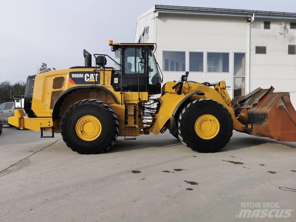 CAT 980M Фронтальные погрузчики