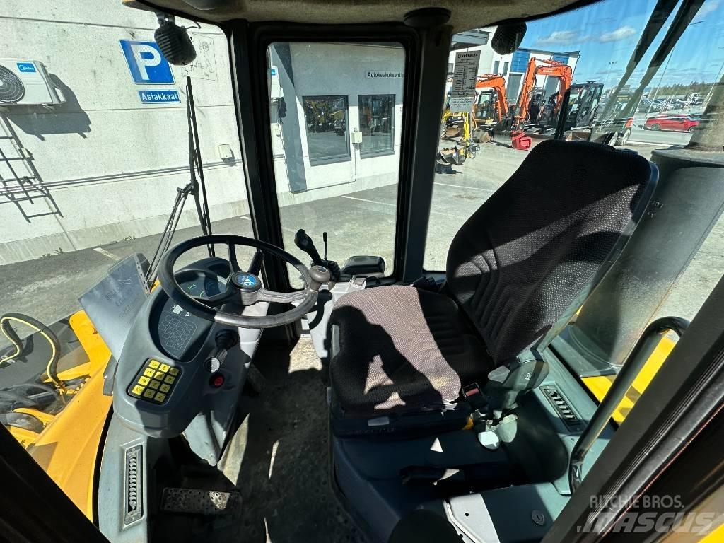Volvo L 30 B Фронтальные погрузчики