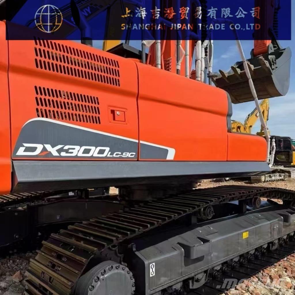 Doosan DX 300 Гусеничные экскаваторы