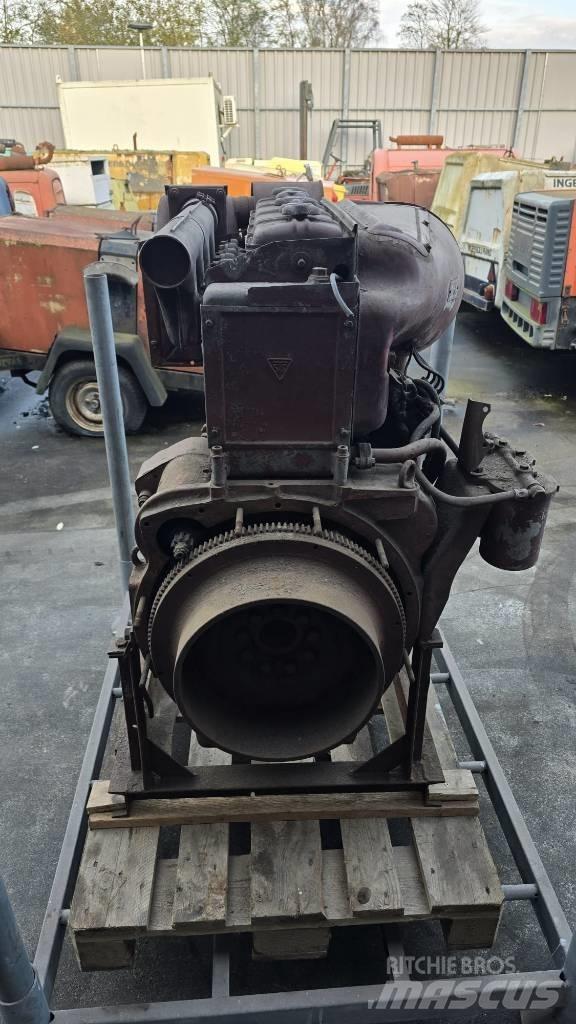 Deutz F4L514 Двигатели