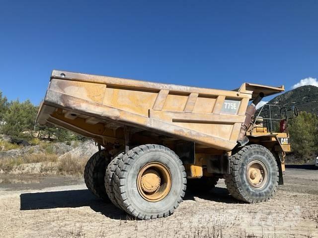 CAT 775 E Карьерные самосвалы
