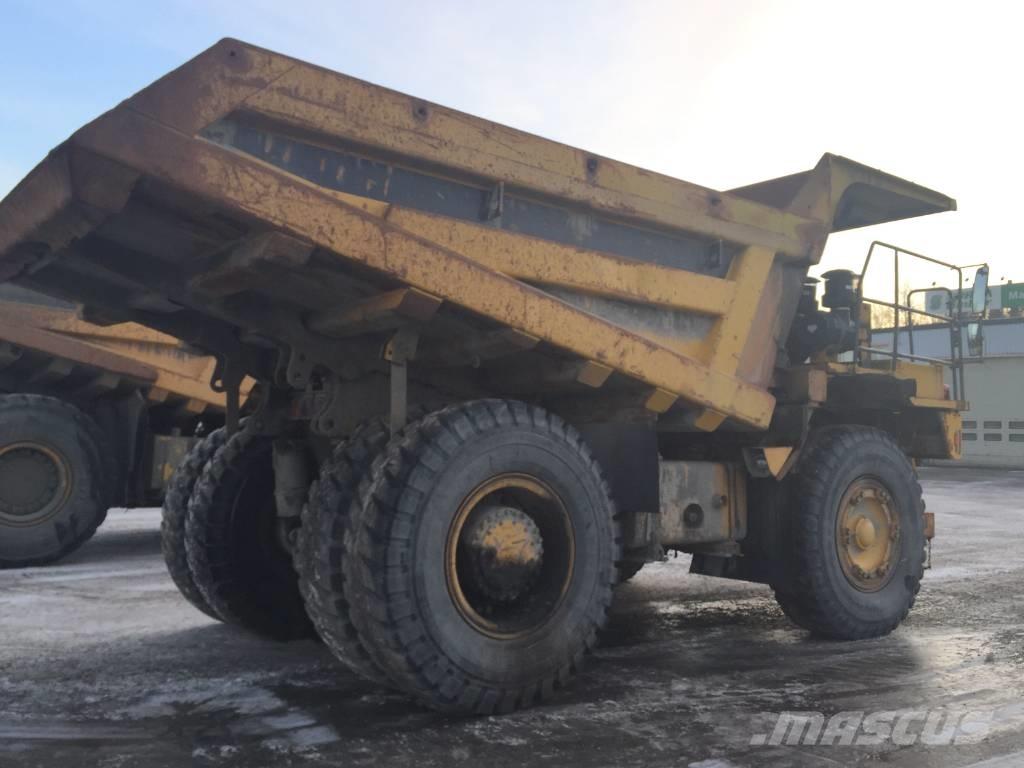 Komatsu HD 405-6 Карьерные самосвалы