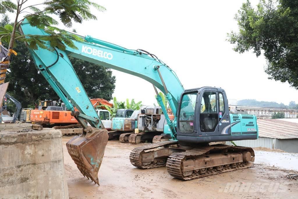 Kobelco SK 200-8 Гусеничные экскаваторы