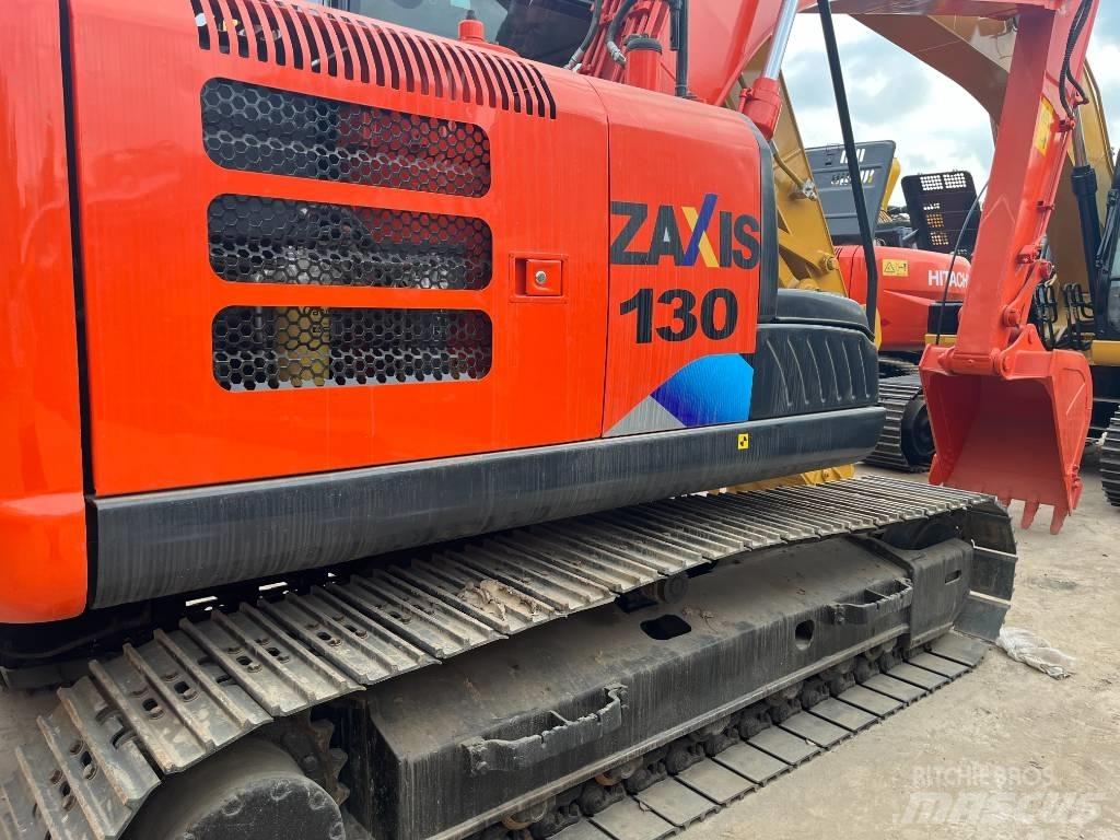 Hitachi 130-5 Гусеничные экскаваторы