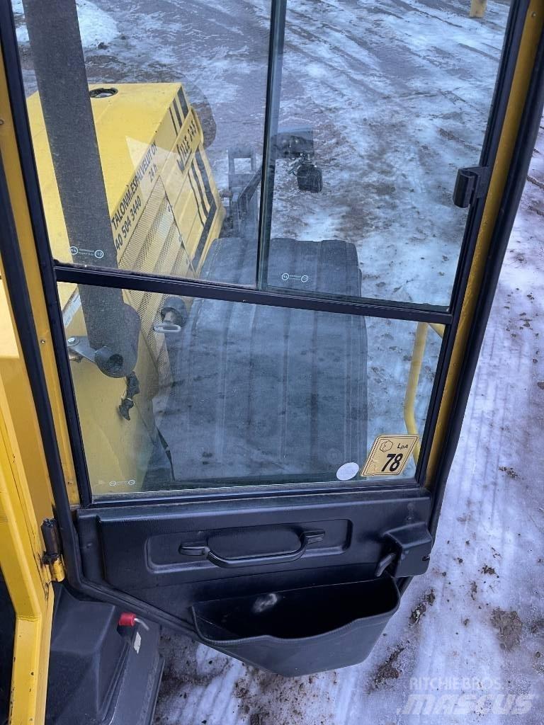 Wille 845 Коммунальные тракторы