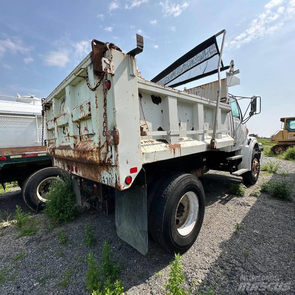 Sterling Dump Truck Грузовики-Самосвалы