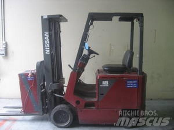 Nissan CM01 Электропогрузчики