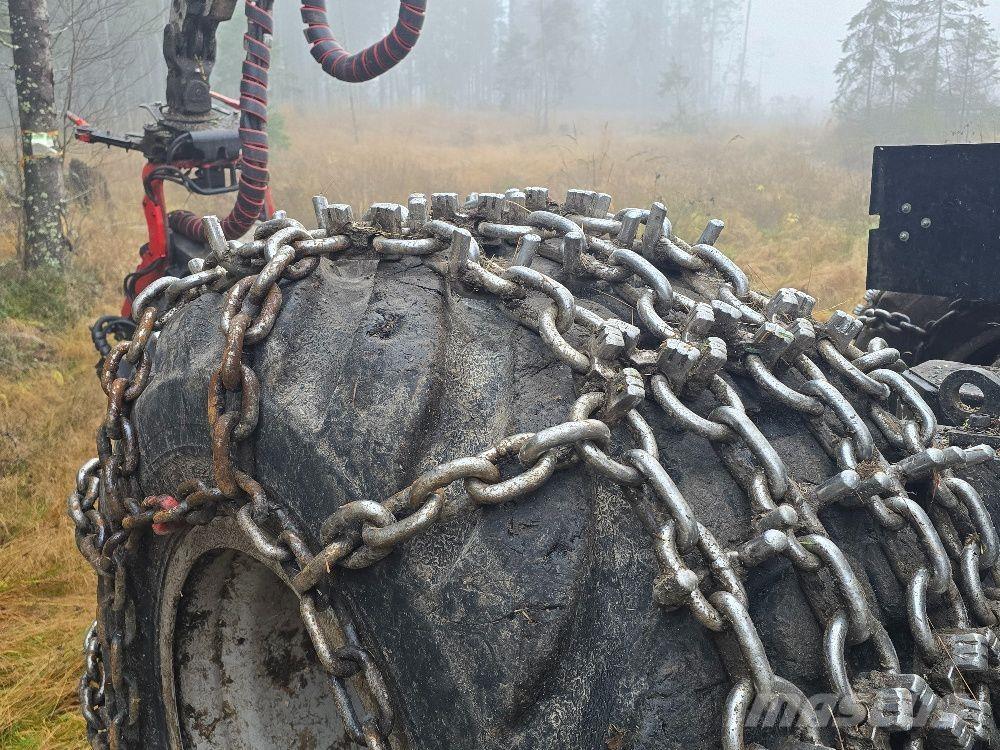 Komatsu 901 / C93 Харвестеры