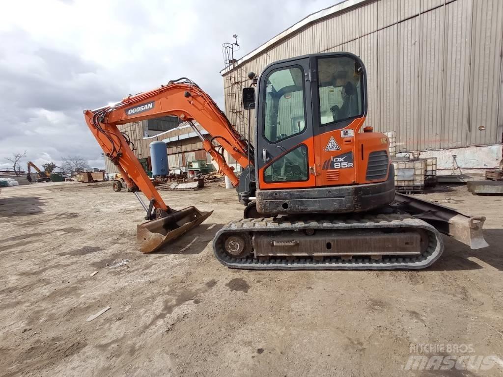 Doosan DX 85 R-3 Малые экскаваторы 7т-12т
