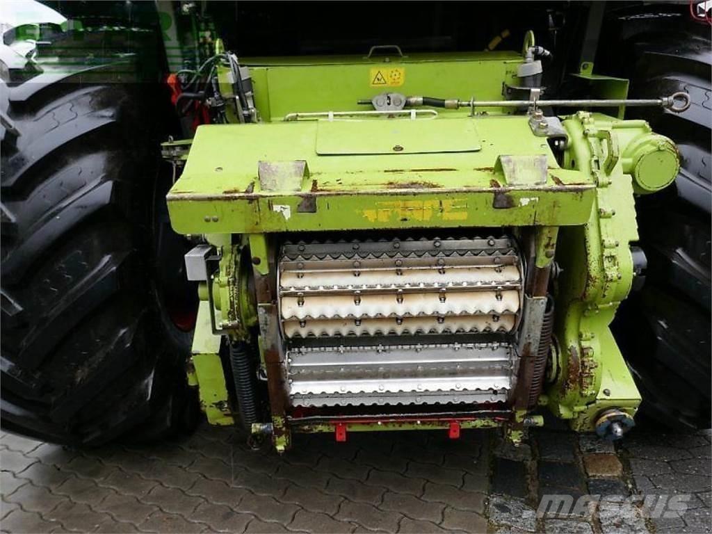 CLAAS jaguar 950 Самоходные кормоуборочные комбайны
