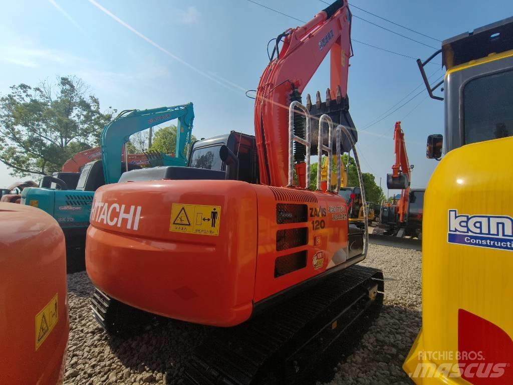 Hitachi ZX 120 Гусеничные экскаваторы