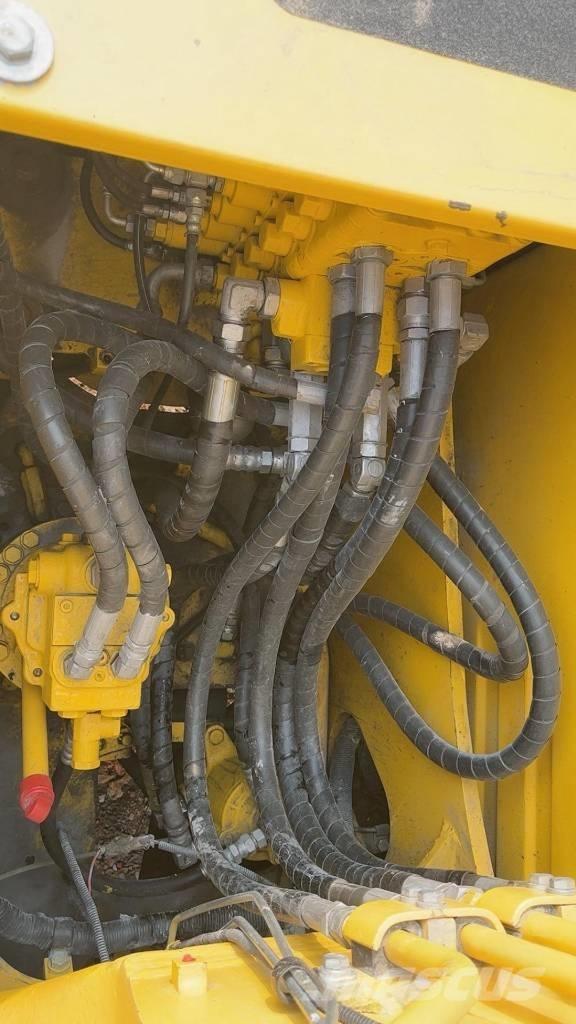 Komatsu PC 130 Малые экскаваторы 7т-12т