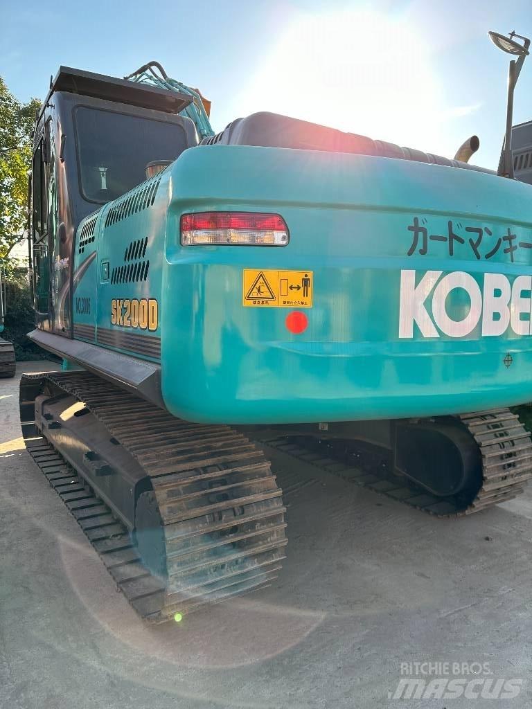 Kobelco SK 200-8 Гусеничные экскаваторы