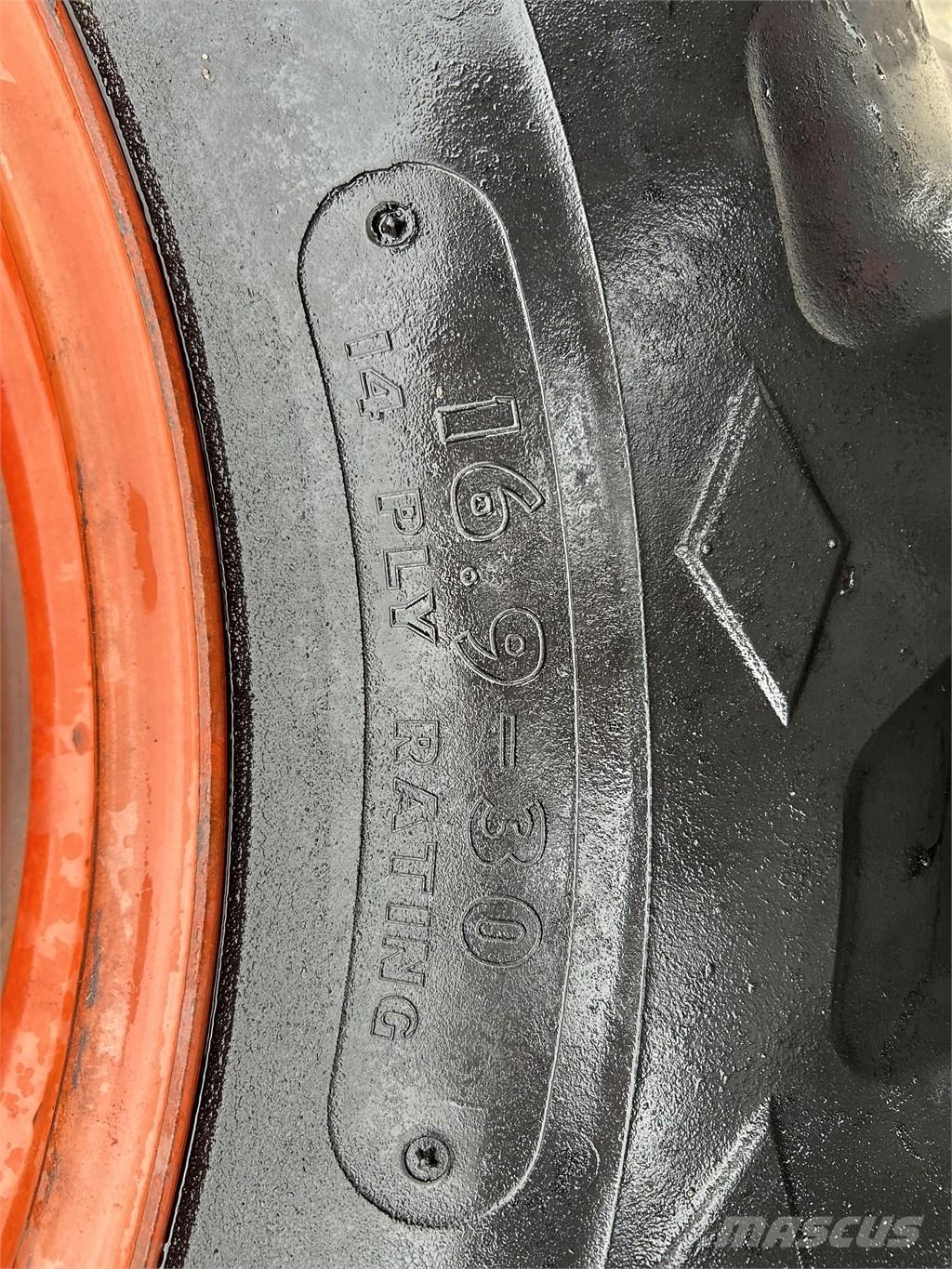 Goodyear 16,9-30 Шины и колёса