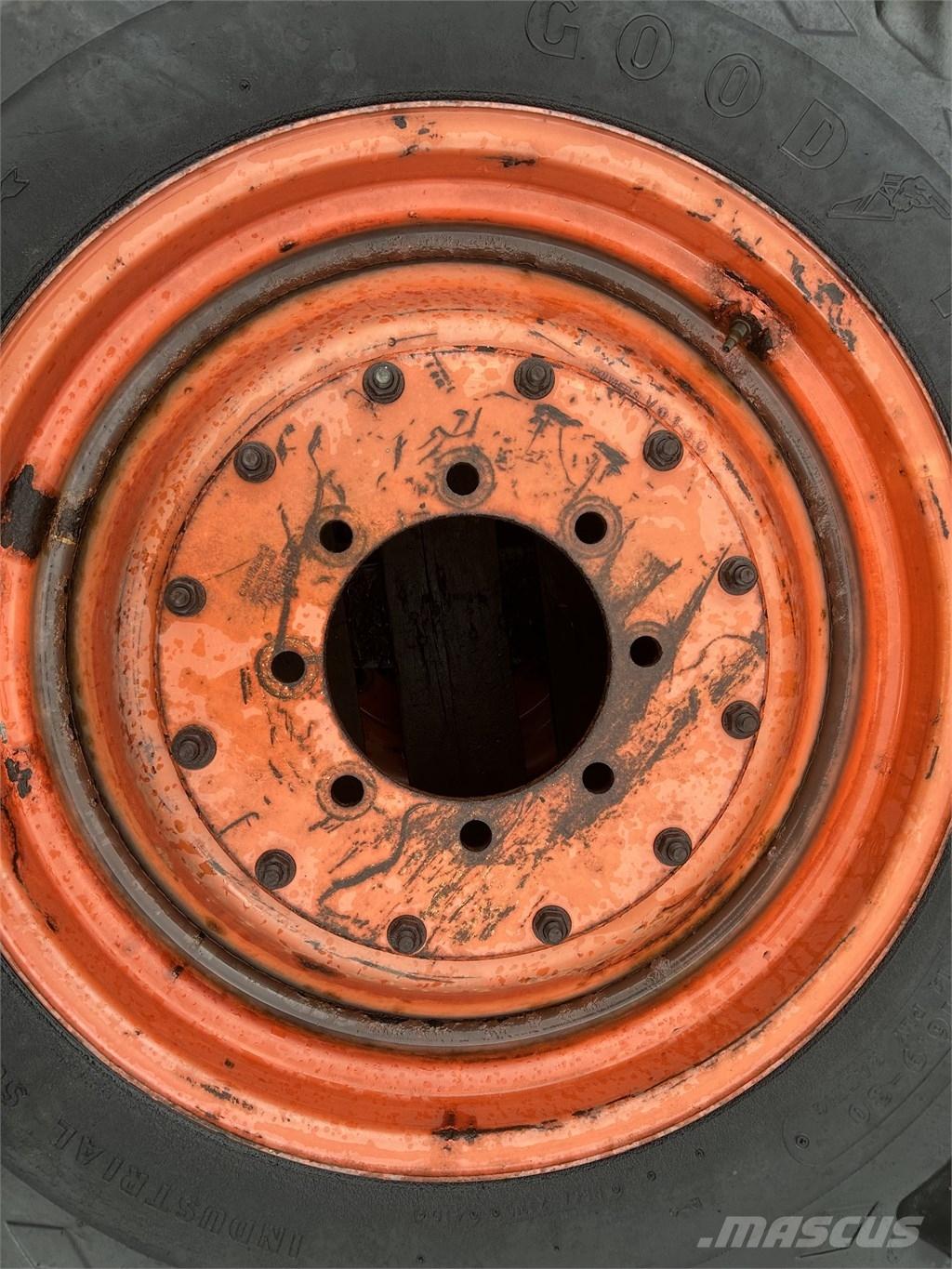 Goodyear 16,9-30 Шины и колёса