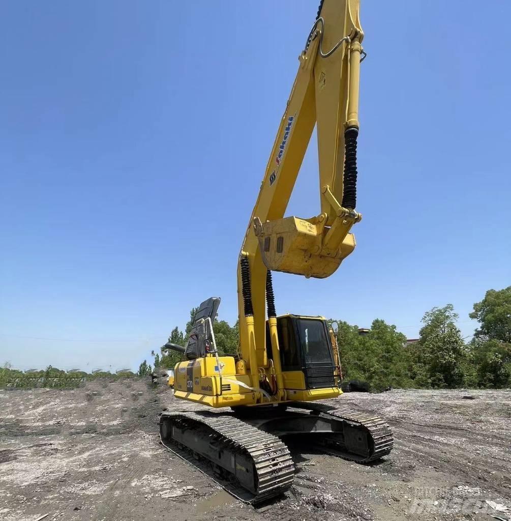 Komatsu PC 270 Гусеничные экскаваторы