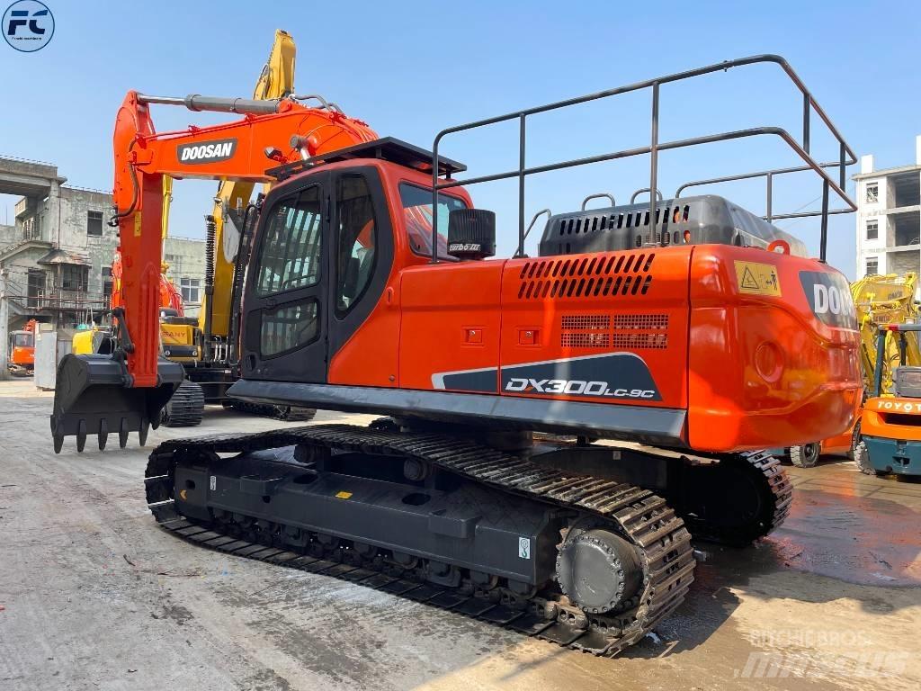 Doosan Dx300 Гусеничные экскаваторы