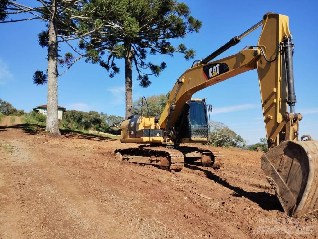 CAT 320D2 Гусеничные экскаваторы