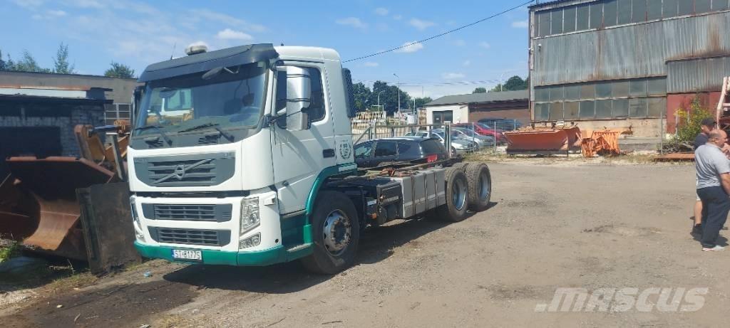 Volvo FM 330 Шасси с кабиной