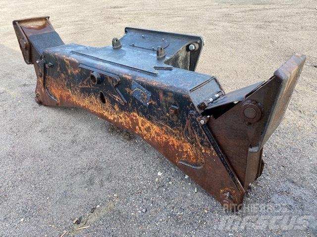 JCB STABILIZATORY Бульдозерные отвалы