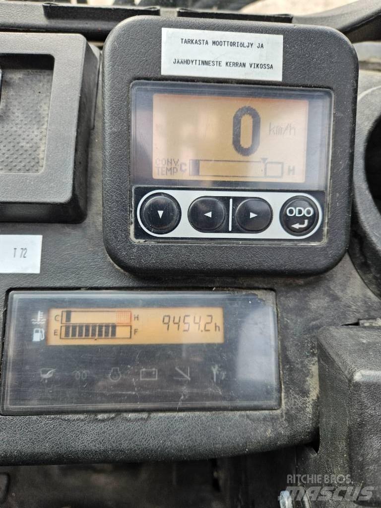 Toyota 02-8 FDF 25 Дизельные погрузчики