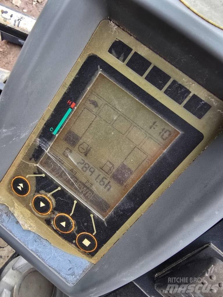 DEERE 50G Мини-экскаваторы