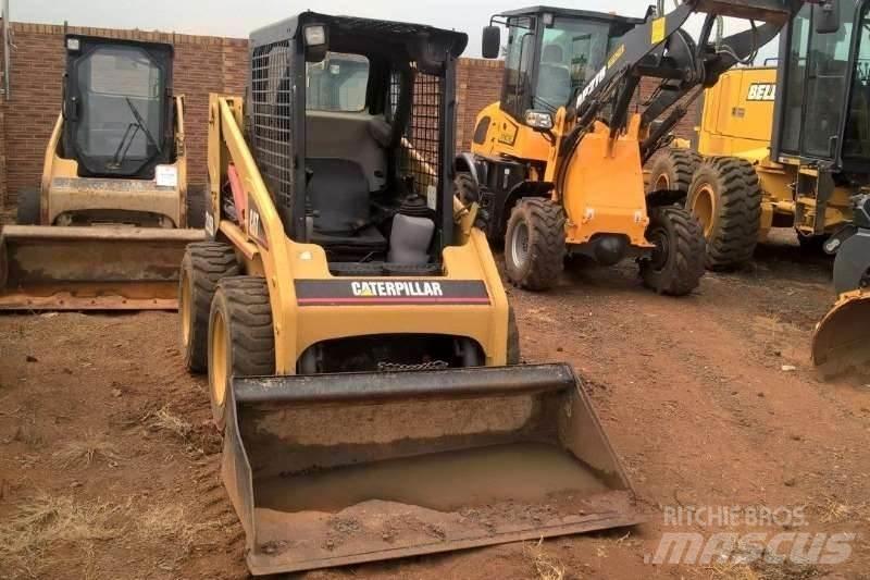CAT 226B Специальные грузовики