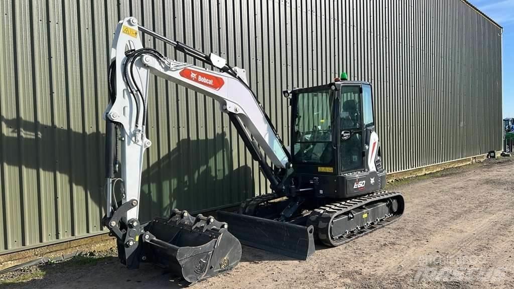 Bobcat E60 Мини-экскаваторы
