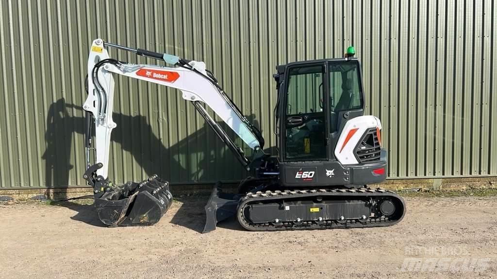 Bobcat E60 Мини-экскаваторы